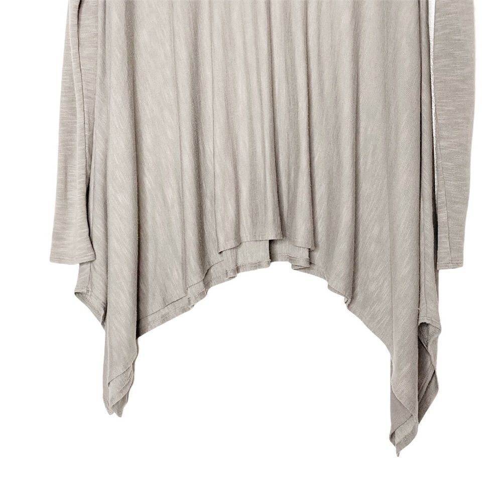 CALYPSO ST. BARTH/TWENTY | Long Sleeve V Neck Top - Picture 3 of 7